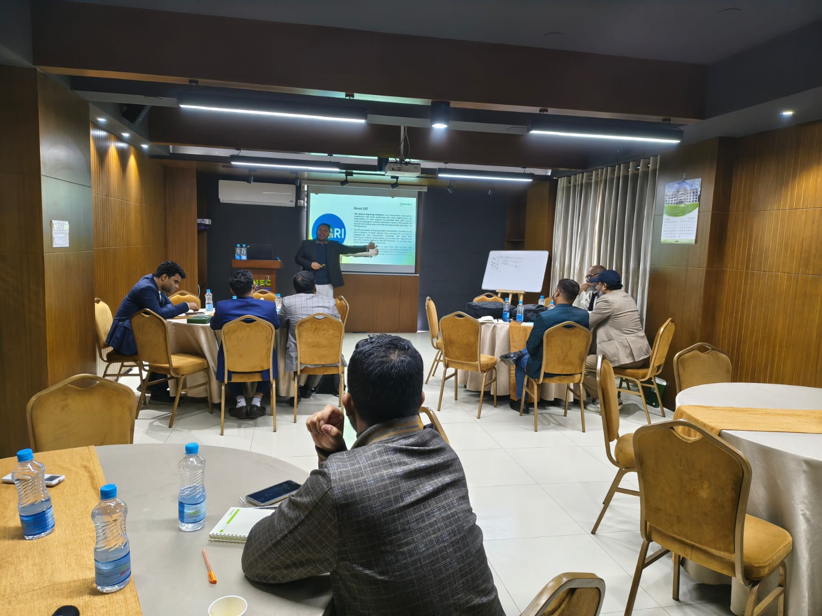 কোয়েল সেমিনার হল